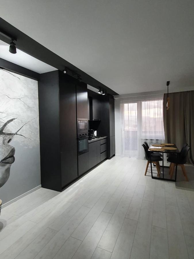 Discret Home Luxury Floreşti Esterno foto