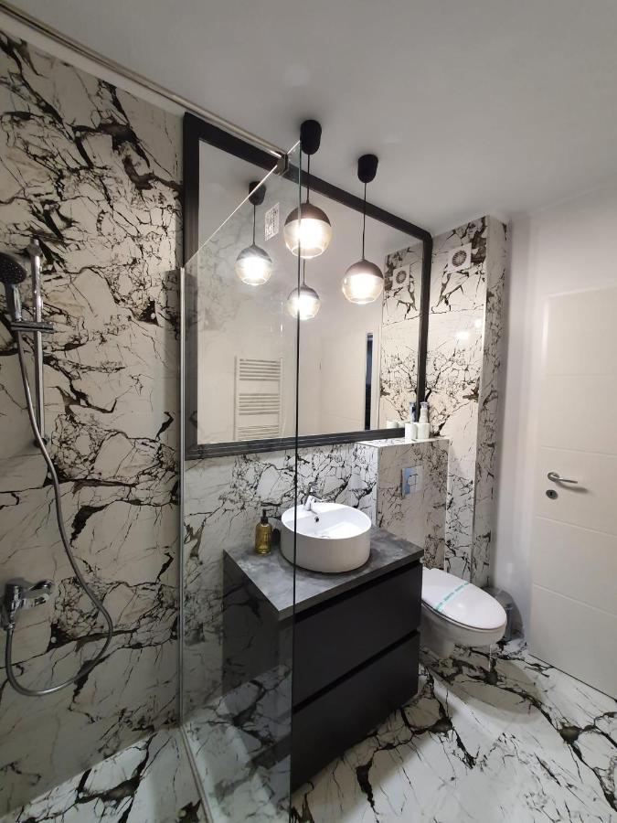 Discret Home Luxury Floreşti Esterno foto